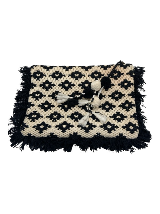 Shiraleah Black & White Cotton Abstract Fringe Detail Zip Close Clutch Black & White