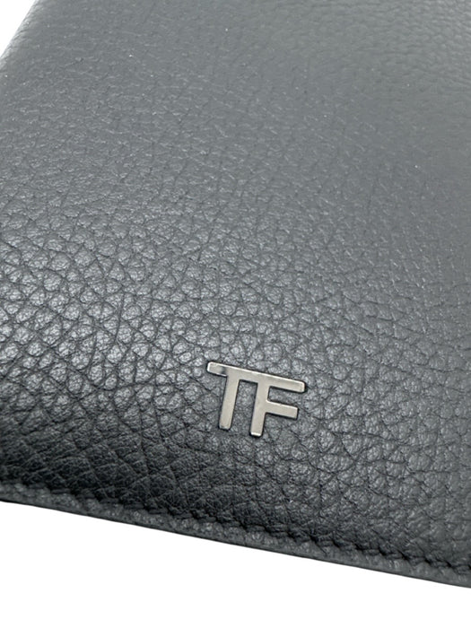 Tom Ford New Black Leather Solid Bifold Men's Wallet Black