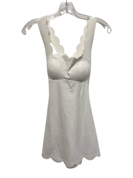 WISKII Size M White Nylon Blend Criss Cross Back Scalloped Edge Athleisure Dress White / M