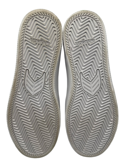 Cariuma Shoe Size 9 White & Beige Leather Upper Round Toe Logo Script Sneakers White & Beige / 9