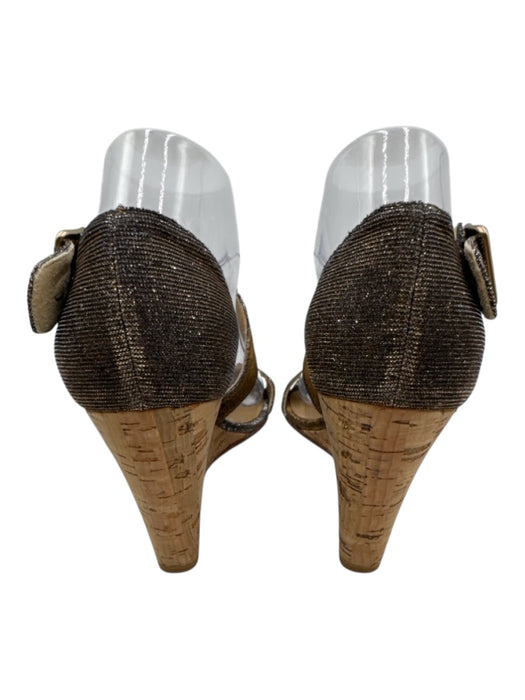 Stuart Weitzman Shoe Size 8.5 Silver & Gold textile upper Shimmer Sandals Silver & Gold / 8.5