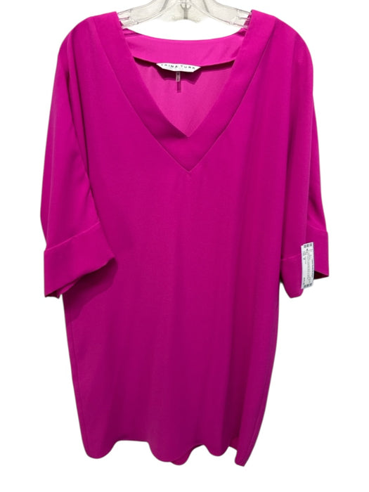 Trina Turk Size M Fuchsia Polyester Blend V Neck 1/2 Sleeve Dress Fuchsia / M