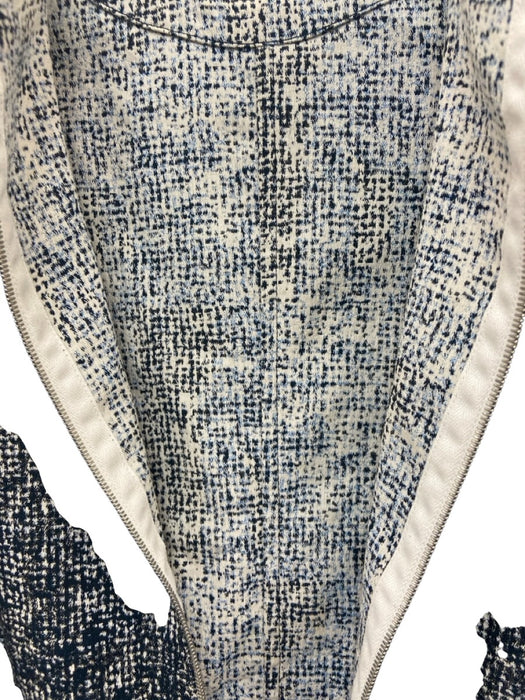 Lela Rose Size Est XS Navy Blue & White Short Sleeve Jacquard Print Back Zip Top Navy Blue & White / Est XS