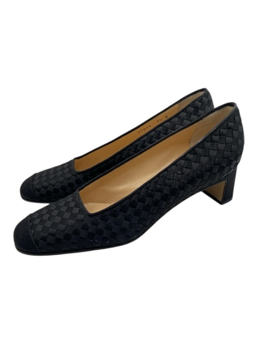 Bottega Veneta Shoe Size 7.5 Black Canvas Woven Block Heel Cap Toe Pumps Black / 7.5