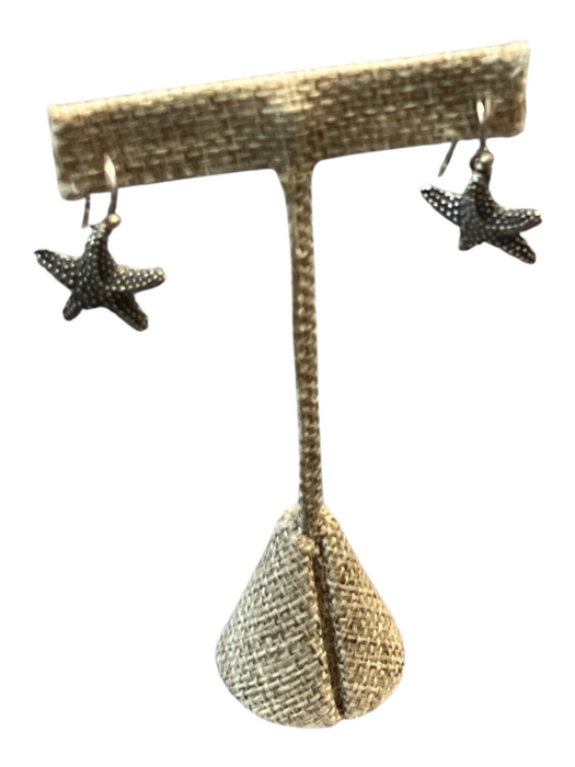 No Brand Silver Metal Starfish Textured Earrings Silver