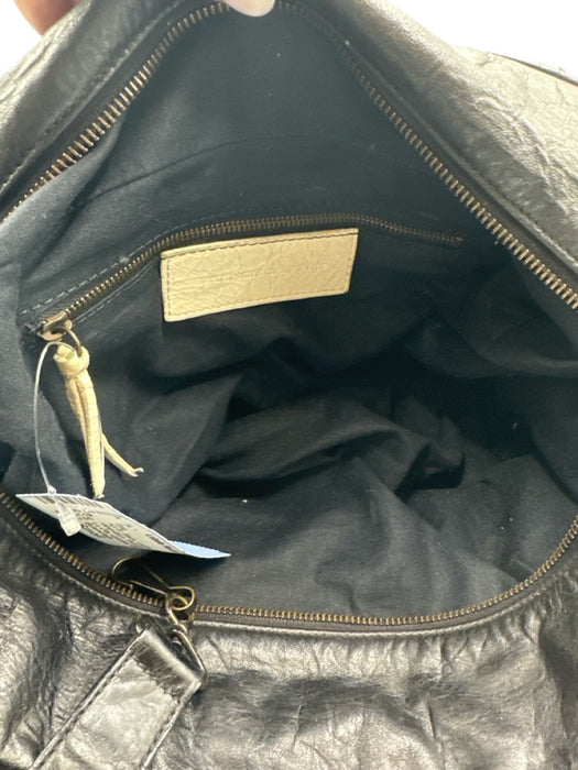 Balenciaga Black Leather Zip Close Whipstitch Shoulder Strap Fringe Detail Bag Black / Small