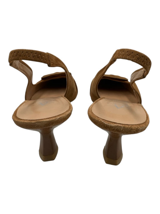 Aquatalia Shoe Size 11 Beige Suede leather Square Toe Buckle Kitten Heel Sandals Beige / 11