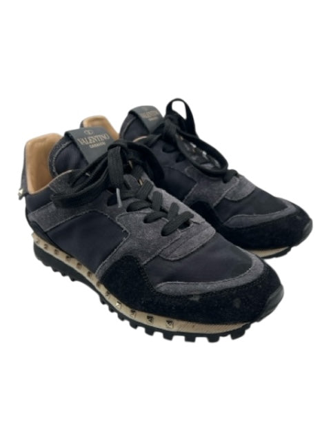 Valentino Garavani Shoe Size 37 Black & Gray Suede & Nylon Camoflage Sneakers Black & Gray / 37