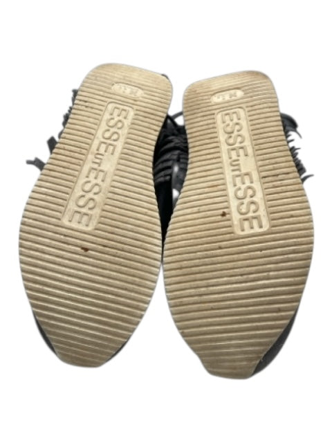Esse Ut Esse Shoe Size 37 Gray Suede Laces Fringe Sneakers Gray / 37
