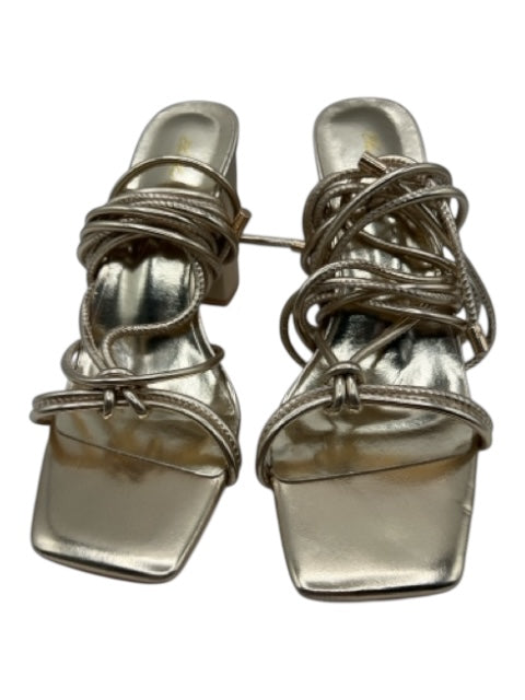 Elisabet Lang Shoe Size 7 Gold Faux Leather Ankle Wrap Square Toe Sandals Gold / 7