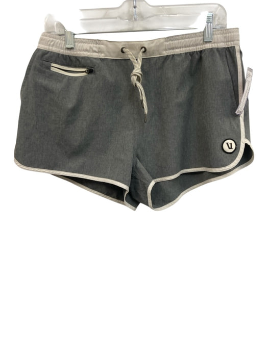 Vuori Size M Gray & White Polyester Blend Drawstring Waist White accent Shorts Gray & White / M