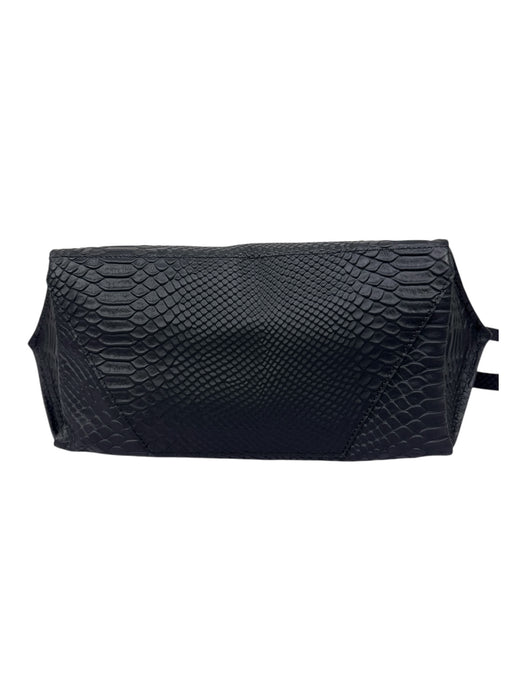 Ampersand As Apostrophe Black PU leather Lizard Embossed Detachable Strap Bag Black / Small