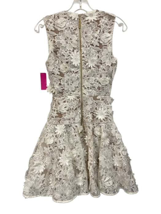 Bronx & Banco Size S White & Beige Polyester & Cotton Sleeveless Floral Dress White & Beige / S