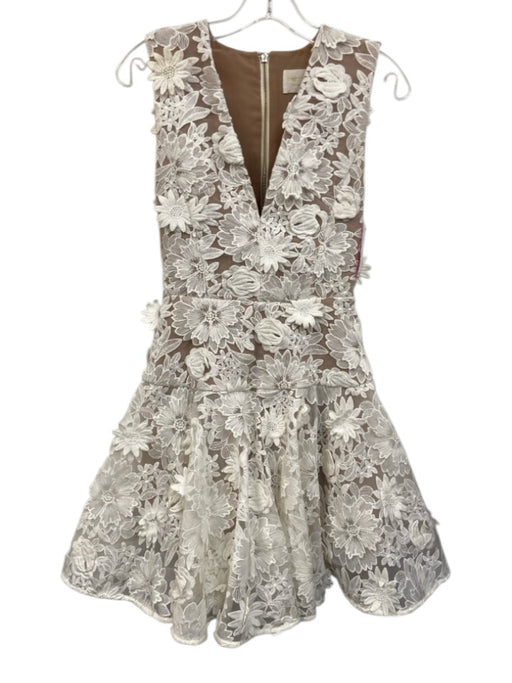 Bronx & Banco Size S White & Beige Polyester & Cotton Sleeveless Floral Dress White & Beige / S