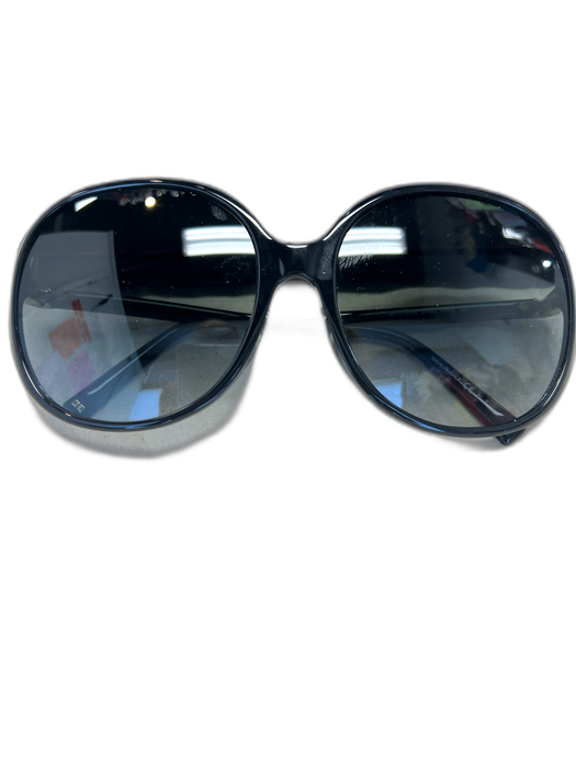 Fendi Black Acetate Large Gradient Lens case incl Sunglasses Black
