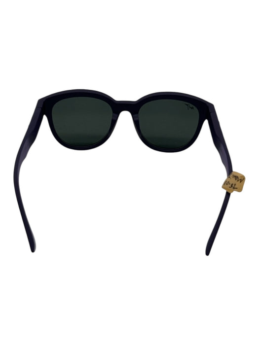 Maui Jim Purple Matte Polarized Wayfarer Sunglasses Purple