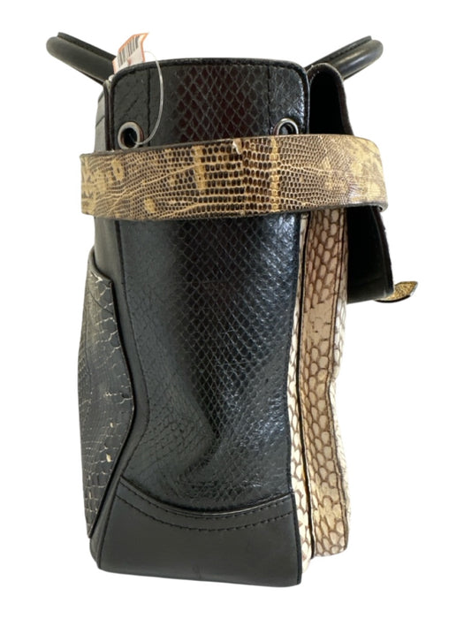 Reed Krakoff Beige & Black Leather Snake Embossed Hand Open Buckles Bag Beige & Black / M