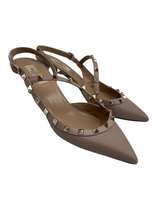 Valentino Garavani Shoe Size 40 Blush Beige Leather Ankle Strap Rockstud Pumps Blush Beige / 40