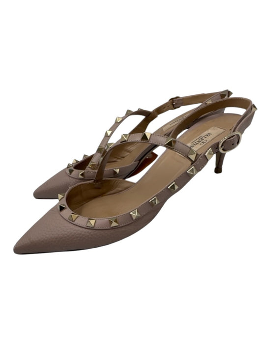 Valentino Garavani Shoe Size 40 Blush Beige Leather Ankle Strap Rockstud Pumps Blush Beige / 40