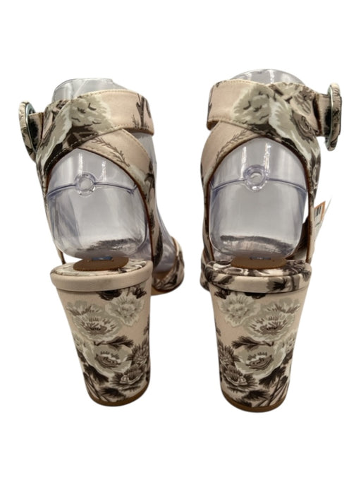 Schumacher x Margaux Shoe Size 36.5 Pink, Brown, Multi floral print Sandals Pink, Brown, Multi / 36.5