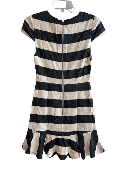 Alice & Olivia Size 4 White & Grey No Fabric Tag Cap Sleeve Stripe Dress White & Grey / 4