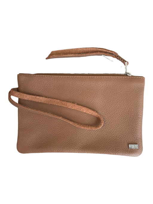 Callista Brown Leather Silver Hardware Zip Close Wristlet Bag Brown / S