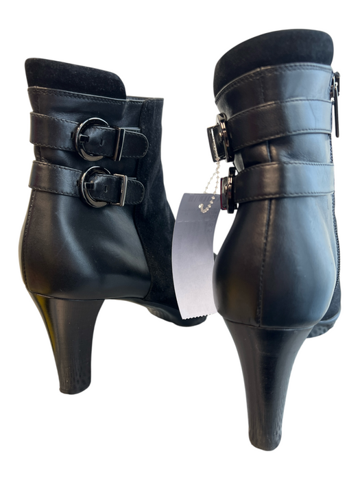 Aquatalia Shoe Size 8.5 Black Suede Pointed Toe Silver Hardware Side Zip Booties Black / 8.5