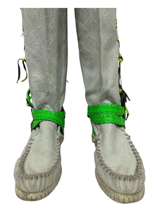 El Vaquero Shoe Size est 9 Taupe, Green, Yellow, Pink Snake Skin Moccasin Boots Taupe, Green, Yellow, Pink / est 9
