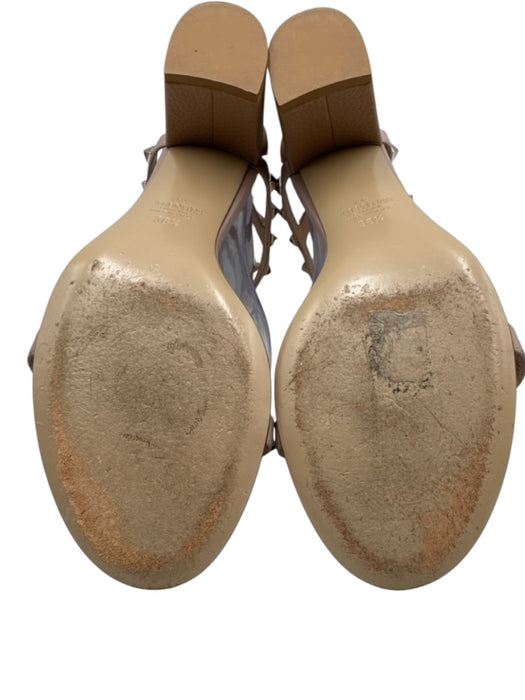 Valentino Garavani Shoe Size 38.5 Taupe Beige Leather Rockstud Sandals Taupe Beige / 38.5