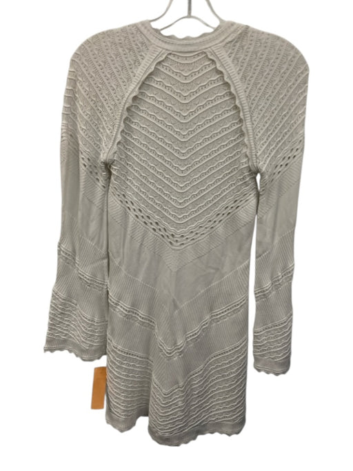Alexis Size Est M White Viscose Blend Knit Long Sleeve V Neck Bow Detail Dress White / Est M