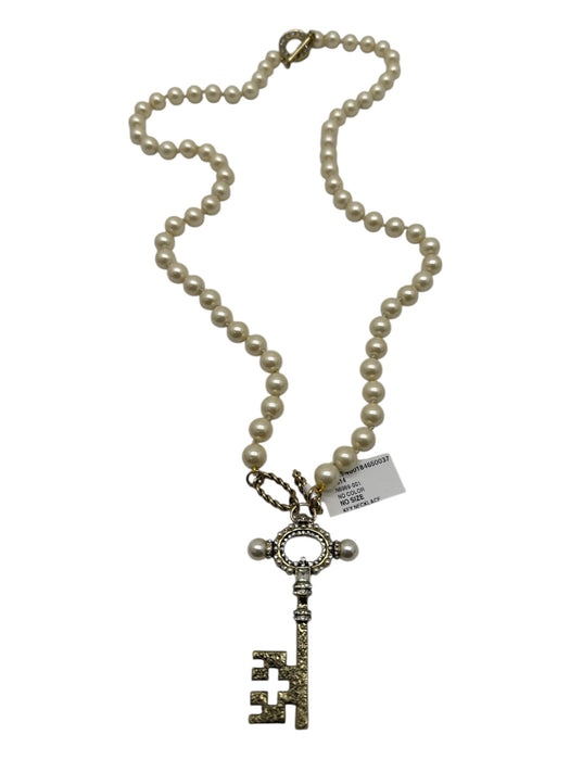 Cream & Gold Gold Tone Metal Pearl Key Pendant Toggle Clasp Necklace Cream & Gold