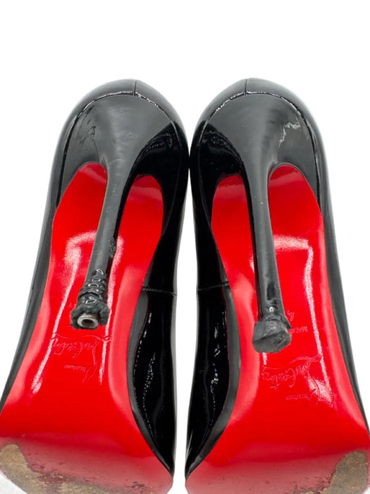 Christian Louboutin Shoe Size 41.5 Black Patent Leather Almond Toe Pumps