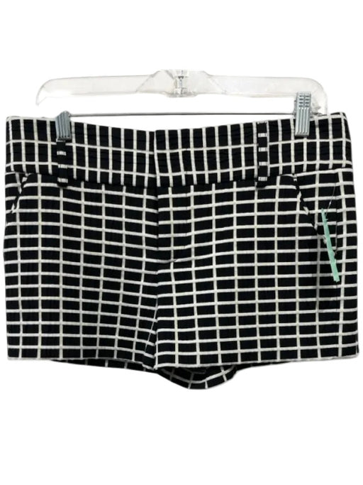 Alice + Olivia Size 8 Black & White Polyester & Viscose Zip Fly Low Rise Shorts Black & White / 8