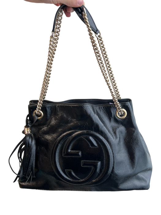Gucci Black Patent Leather Gold Chain Detail Interlocking GG Tassel Bag Black / Medium