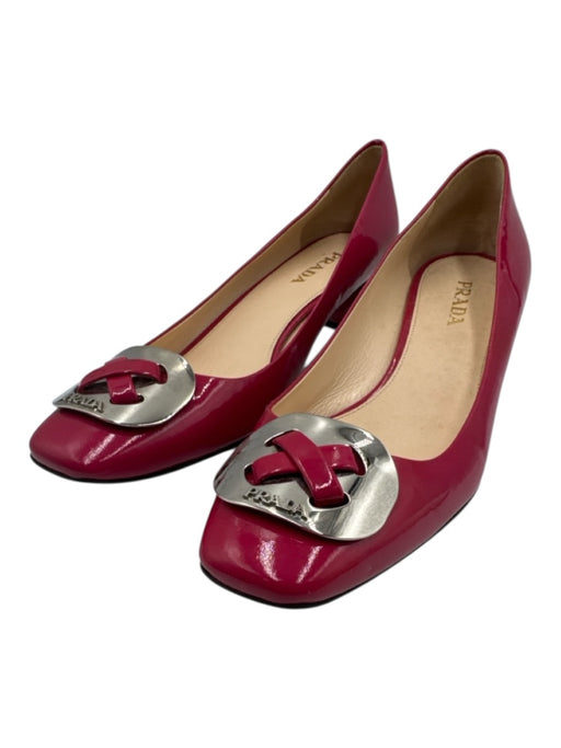 Prada Shoe Size 40.5 Raspberry Pink Patent Leather Silver Logo Button Logo Pumps Raspberry Pink / 40.5