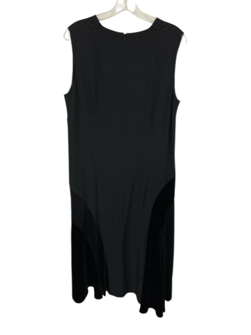 Akris Punto Size 12 Black Viscose Sleeveless Velvet Darted V Neck Dress Black / 12
