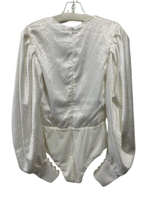 PatBo Size 4 White Poly Blend Leopard Print V Neck Satin Long Sleeve Bodysuit White / 4