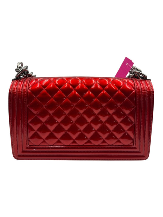 Chanel Metallic Red Patent Leather Flap Quilted Gunmetal Hardware Bag Metallic Red / Small