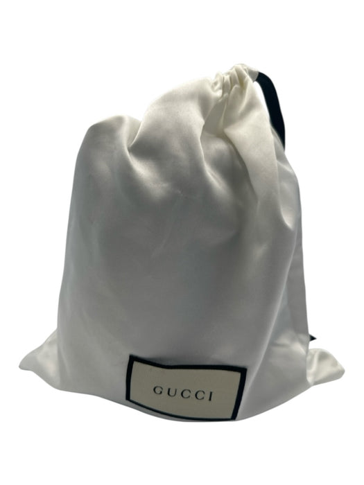Gucci Navy Blue & White Leather Marmont GG Logo Chain Strap Bucket Bag Navy Blue & White / Mini