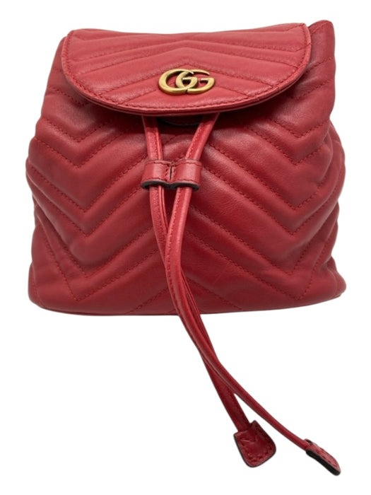 Gucci Red Leather Quilted Backpack Gold Hardware Drawstring Bag Red / S