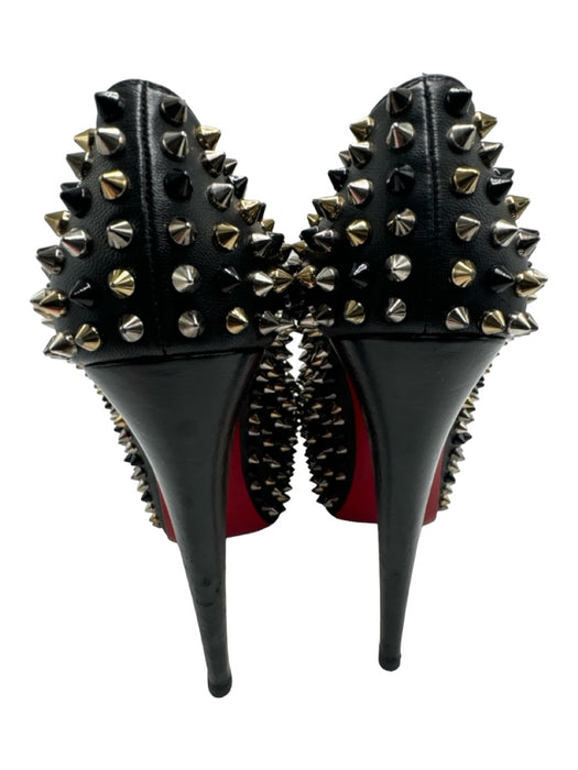 Christian Louboutin Shoe Size 40 Black & Gold Leather Spike Detail Shoes Black & Gold / 40