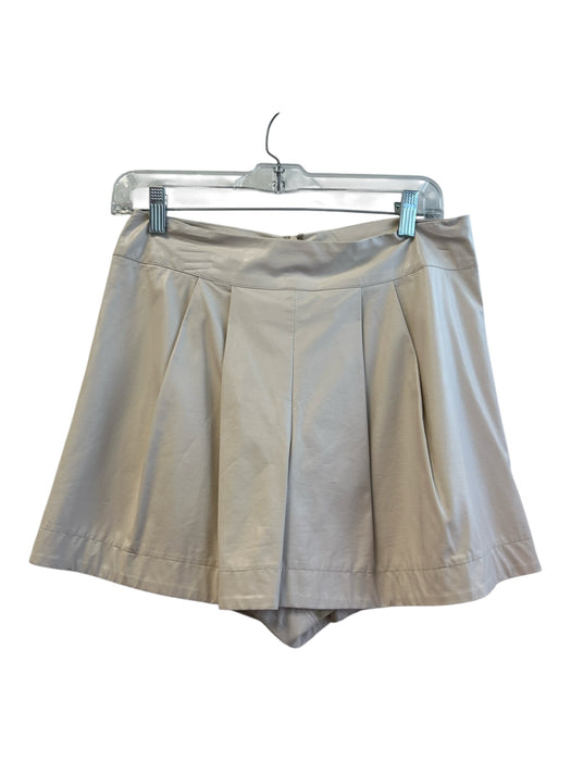 Karlie Size Large Beige Cotton Blend Pleather Back Zip Pleated High Rise Shorts Beige / Large