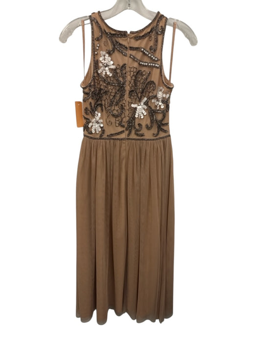 Gianni Bini Size 2 Beige, Silver & White Polyester Tulle Beaded Sleeveless Dress Beige, Silver & White / 2