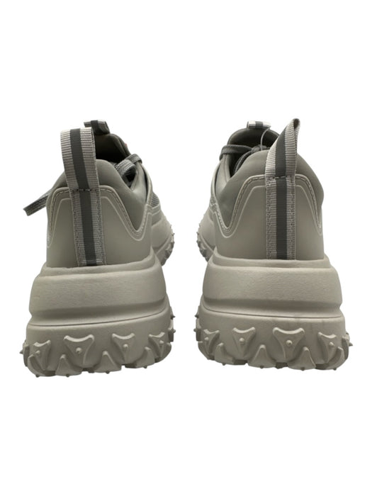 Hunter Shoe Size 5 Gray synthetic & textile Mesh Rubber Sole Lace Up Sneakers Gray / 5
