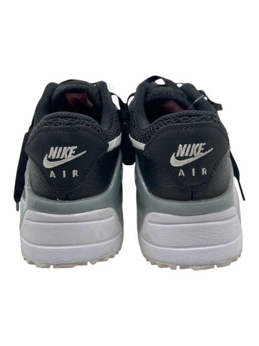 Nike Shoe Size 7.5 Black & White Synthetic Rubber Textile Air Max Sneakers Black & White / 7.5