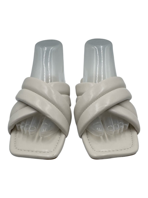Journee Collection Shoe Size 7.5 White Leather Criss Cross Open Toe Puff Sandals White / 7.5
