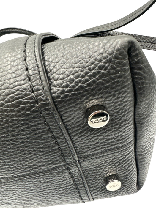 Tod's Black Leather Magnetic Snap Rolled Top Handles Pebbled Tote Bag Black