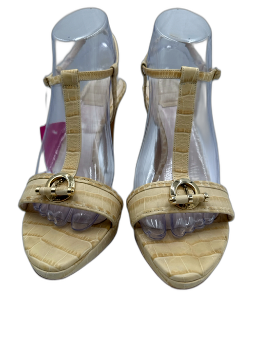 Christian Dior Shoe Size 38.5 Cream & Tan Leather Croc Embossed T-Strap Sandals Cream & Tan / 38.5