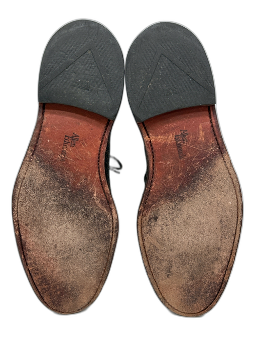 Allen Edmonds Shoe Size 9.5 Black Leather Broguing Dress Men's Shoes Black / 9.5