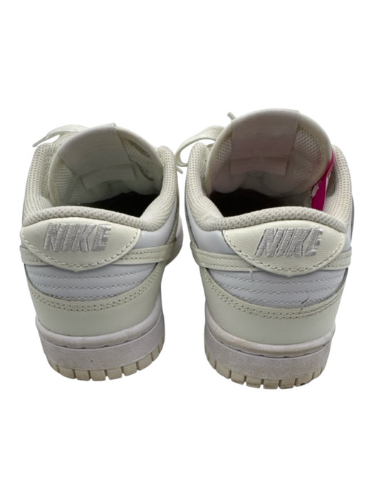 Nike Shoe Size 7 White & yellow Synthetic Lace Up Round Toe Shoes White & yellow / 7